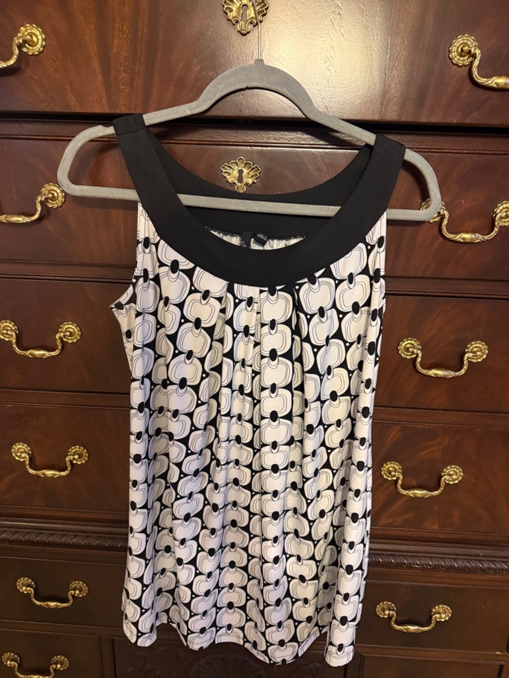 Essentials by Milano Black and White Patterned Skirt with Elastic Waist